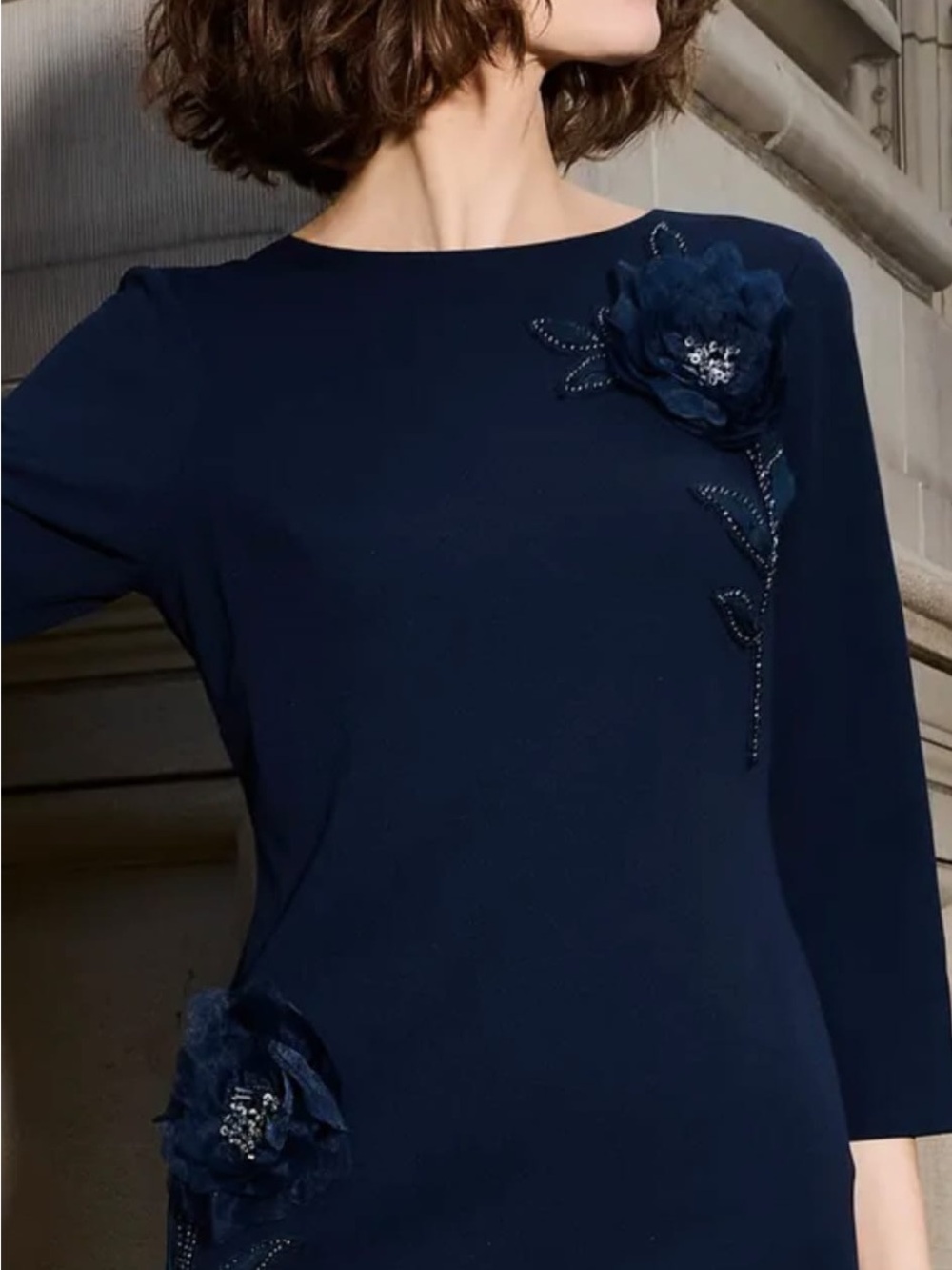 STRETCH CREPE 3/4 SLEEVE GOWN WITH ORGANZA APPLIQUE NAVY - Picture 3 of 8